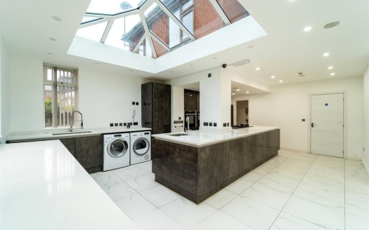 6 Bedroom C2 Approved House, Solihull